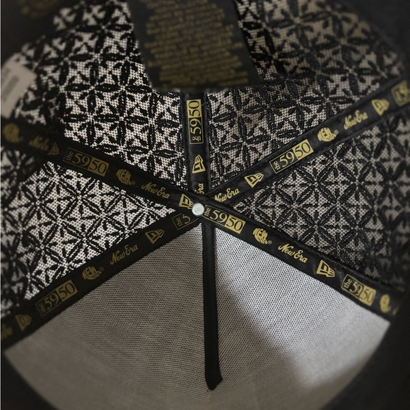 New Era Oakland A’s 59FIFTY Fitted Hat Black Mesh Panels Size 7 3/8 - Picture 11 of 12